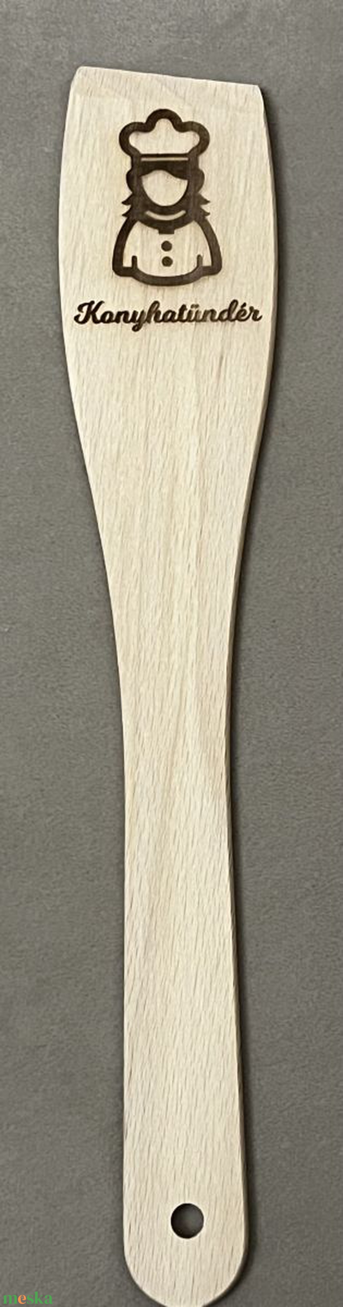 Konyhatündér � Kedves Gravírozott Fakanál � Ajándék Anyának, Nagyinak - otthon & életmód - konyhafelszerelés, tálalás - sütés, főzés - fakanál & fakanáltartó - Meska.hu