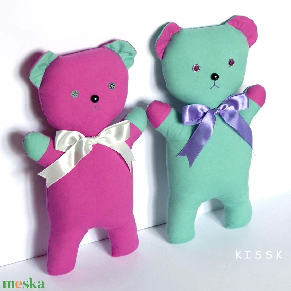 Pink Mackó türkiz fülekkel - játék & sport - plüssállat & játékfigura - maci - Meska.hu Pink Mackó türkiz fülekkel - játék & sport - plüssállat & játékfigura - maci - Meska.hu