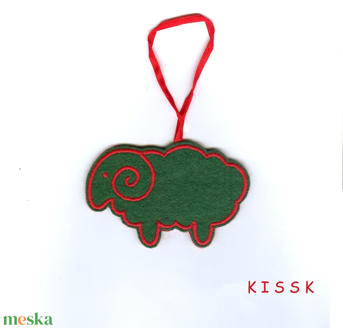 Zöld - piros bárányka dísz, dekoráció - otthon & lakás - dekoráció - fali és függő dekoráció - függődísz - Meska.hu