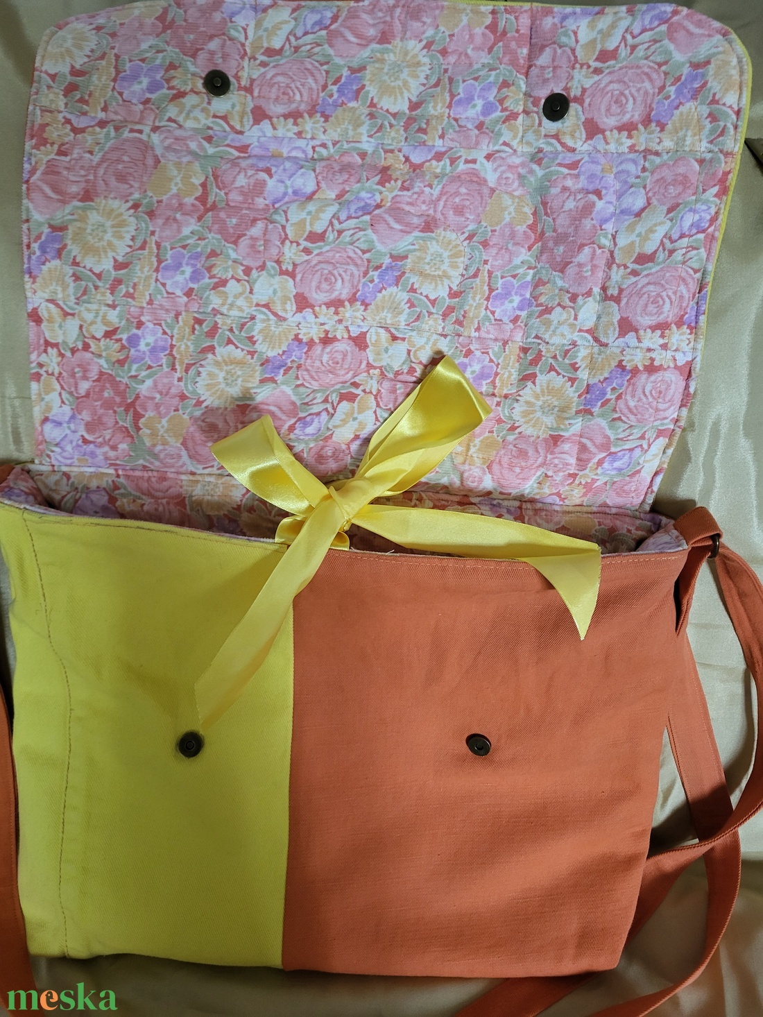 Válltáska Jupiter szimbólummal- női - táska & tok - kézitáska & válltáska - alkalmi táska - Meska.hu