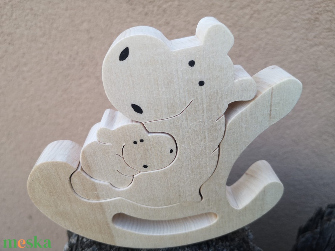 Hintázó vizilovak puzzle - művészet - szobor - fa - Meska.hu Hintázó vizilovak puzzle - művészet - szobor - fa - Meska.hu