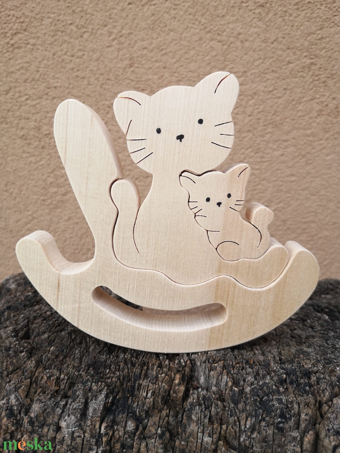 Hintázó cicák puzzle - művészet - szobor - fa - Meska.hu Hintázó cicák puzzle - művészet - szobor - fa - Meska.hu