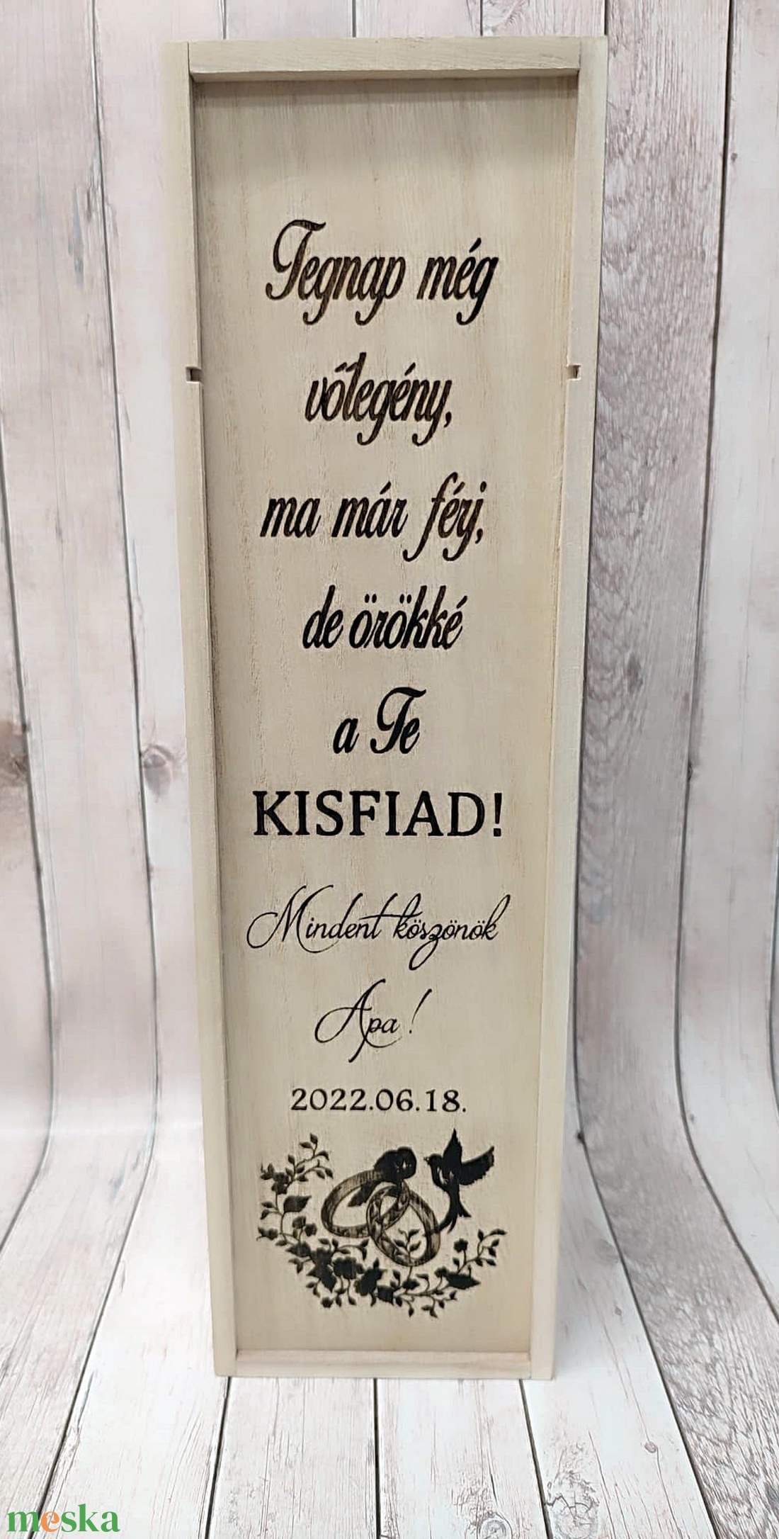 Szülőköszöntő bortartó - esküvő - emlék & ajándék - szülőköszöntő ajándék - Meska.hu Szülőköszöntő bortartó - esküvő - emlék & ajándék - szülőköszöntő ajándék - Meska.hu