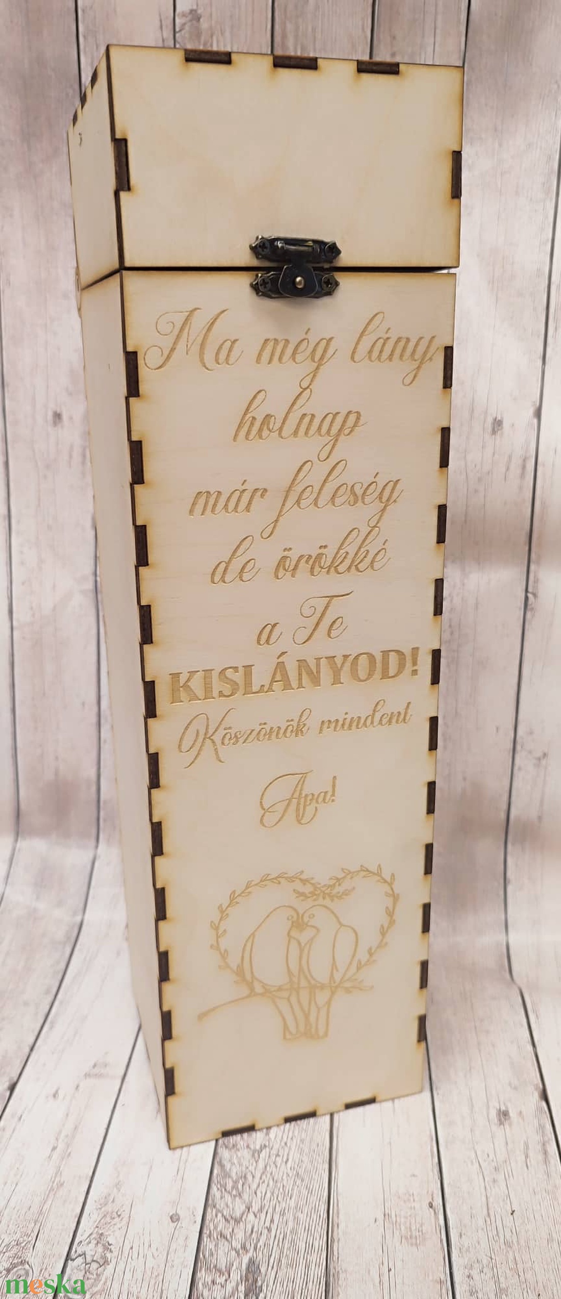 Szülőköszöntő bortartó - esküvő - emlék & ajándék - szülőköszöntő ajándék - Meska.hu Szülőköszöntő bortartó - esküvő - emlék & ajándék - szülőköszöntő ajándék - Meska.hu