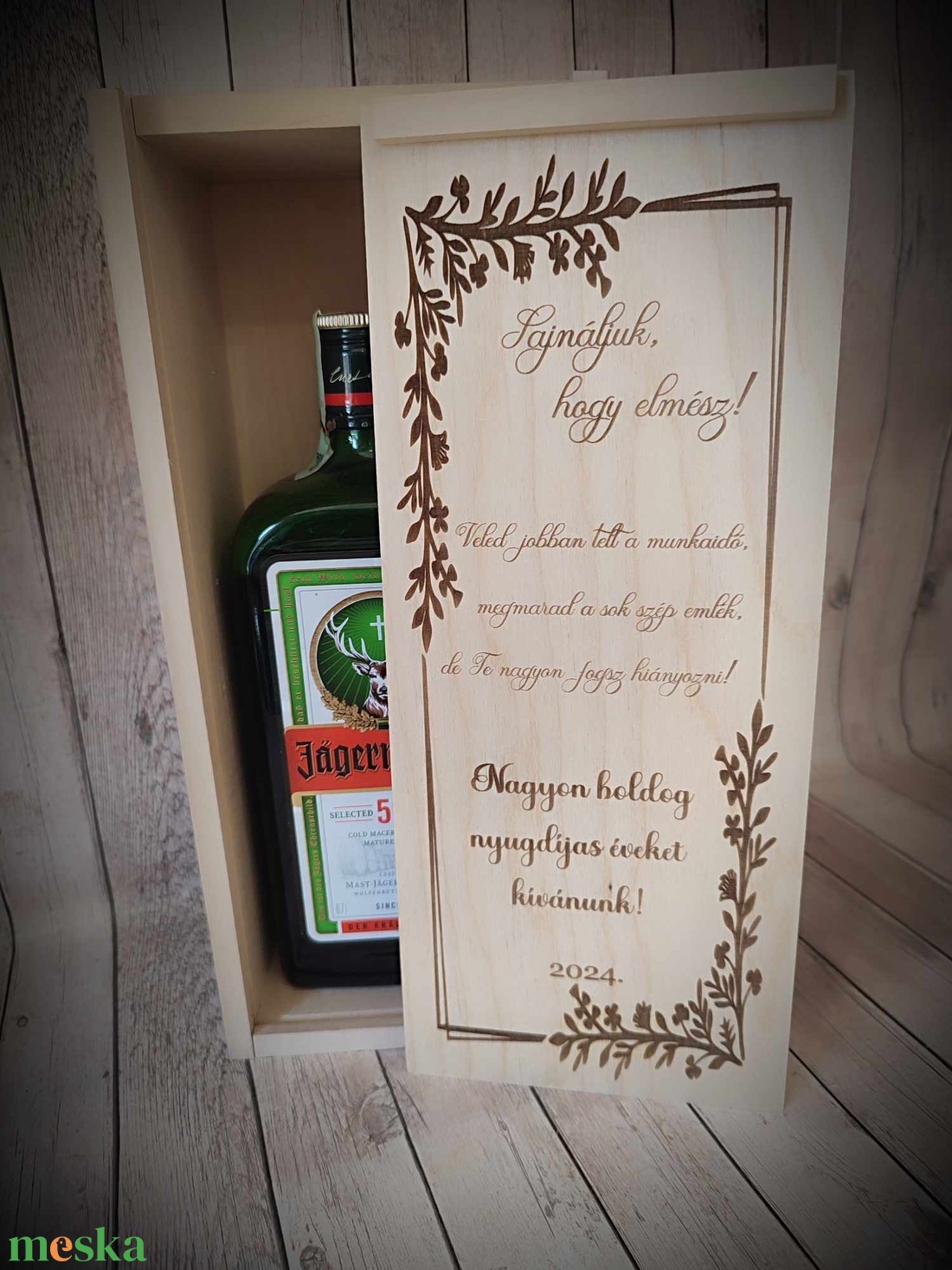 Italos doboz ajándékba - otthon & életmód - dekoráció - asztal és polc dekoráció - díszdoboz - Meska.hu Italos doboz ajándékba - otthon & életmód - dekoráció - asztal és polc dekoráció - díszdoboz - Meska.hu