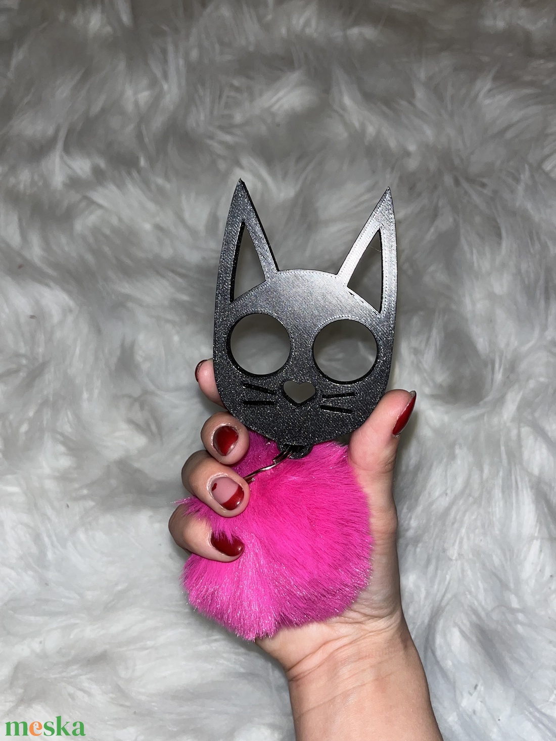 Black Kitty/Cyclamen Tassel - táska & tok - kulcstartó & táskadísz - kulcstartó - Meska.hu