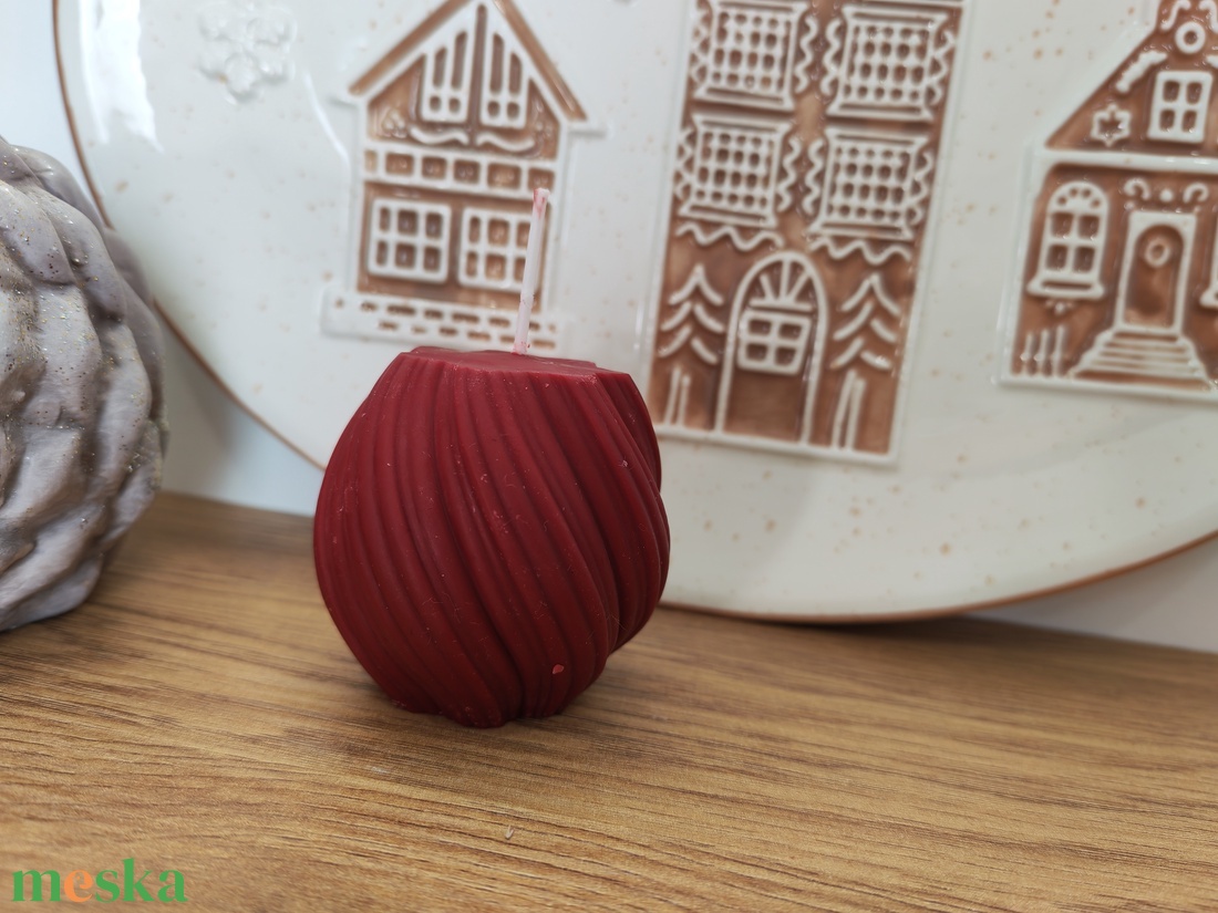 Burgundi gömb gyertya - otthon & életmód - gyertya, illat, aroma - gyertya - Meska.hu