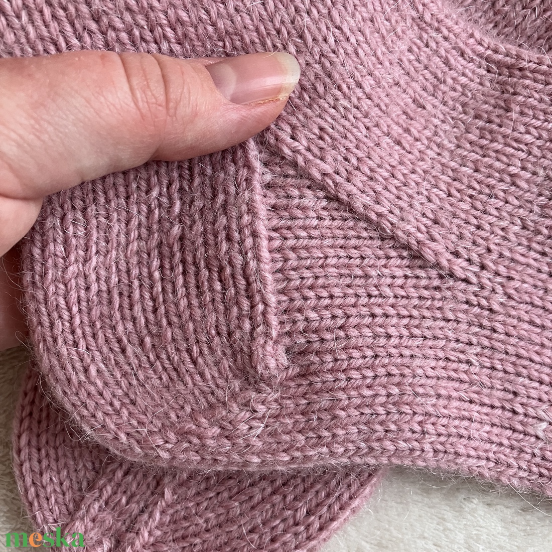 Kézzel kötött gyapjú zokni  Púderes rózsaszín  Méret: 36-37 - ruha & divat - cipő & papucs - zokni - Meska.hu