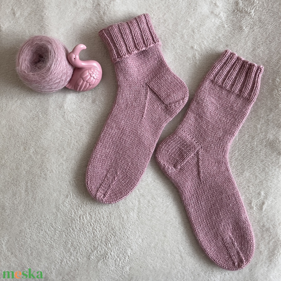 Kézzel kötött gyapjú zokni  Púderes rózsaszín  Méret: 36-37 - ruha & divat - cipő & papucs - zokni - Meska.hu