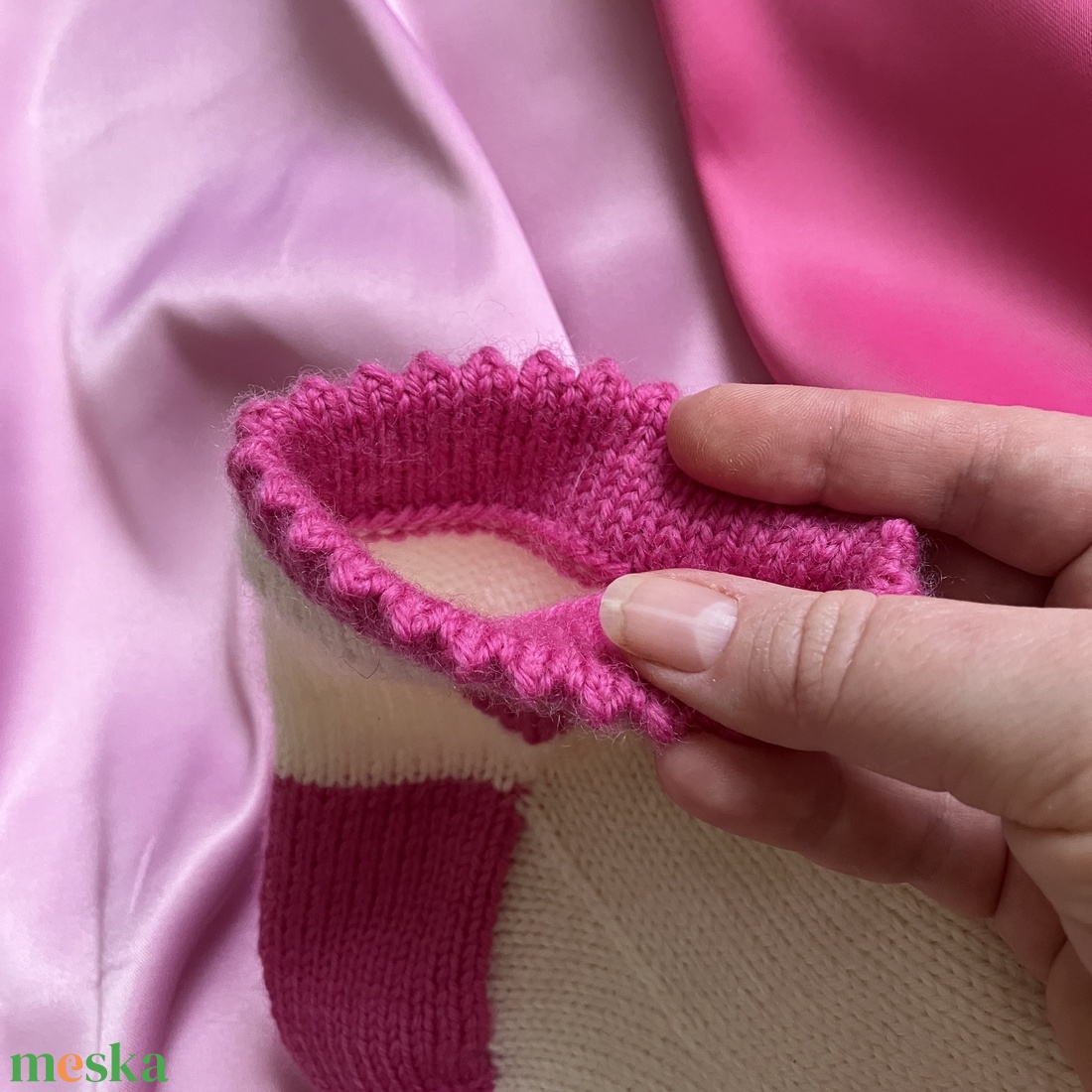 Kézzel kötött gyapjú zokni  szívek  Méret: 38-39 - ruha & divat - cipő & papucs - zokni - Meska.hu