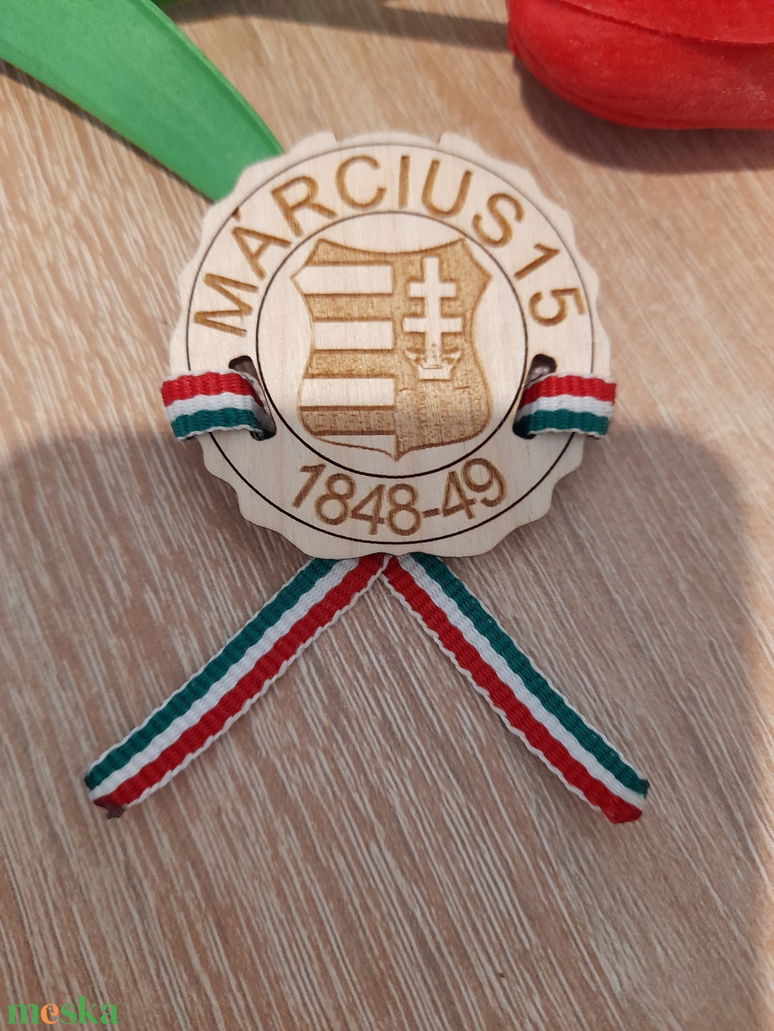 Fa kokárda - ékszer - kitűző és bross - Meska.hu