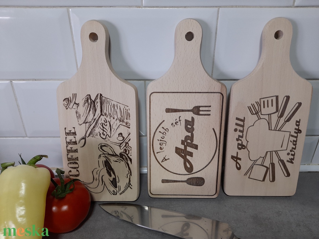 Gravírozott vágódeszka - otthon & életmód - konyhafelszerelés, tálalás - sütés, főzés - vágódeszka - Meska.hu Gravírozott vágódeszka - otthon & életmód - konyhafelszerelés, tálalás - sütés, főzés - vágódeszka - Meska.hu