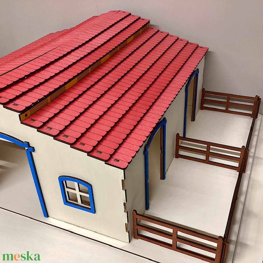 Lovas farm istálló (nagy 77 x 51 cm) - játék & sport - szerepjáték - Meska.hu Lovas farm istálló (nagy 77 x 51 cm) - játék & sport - szerepjáték - Meska.hu