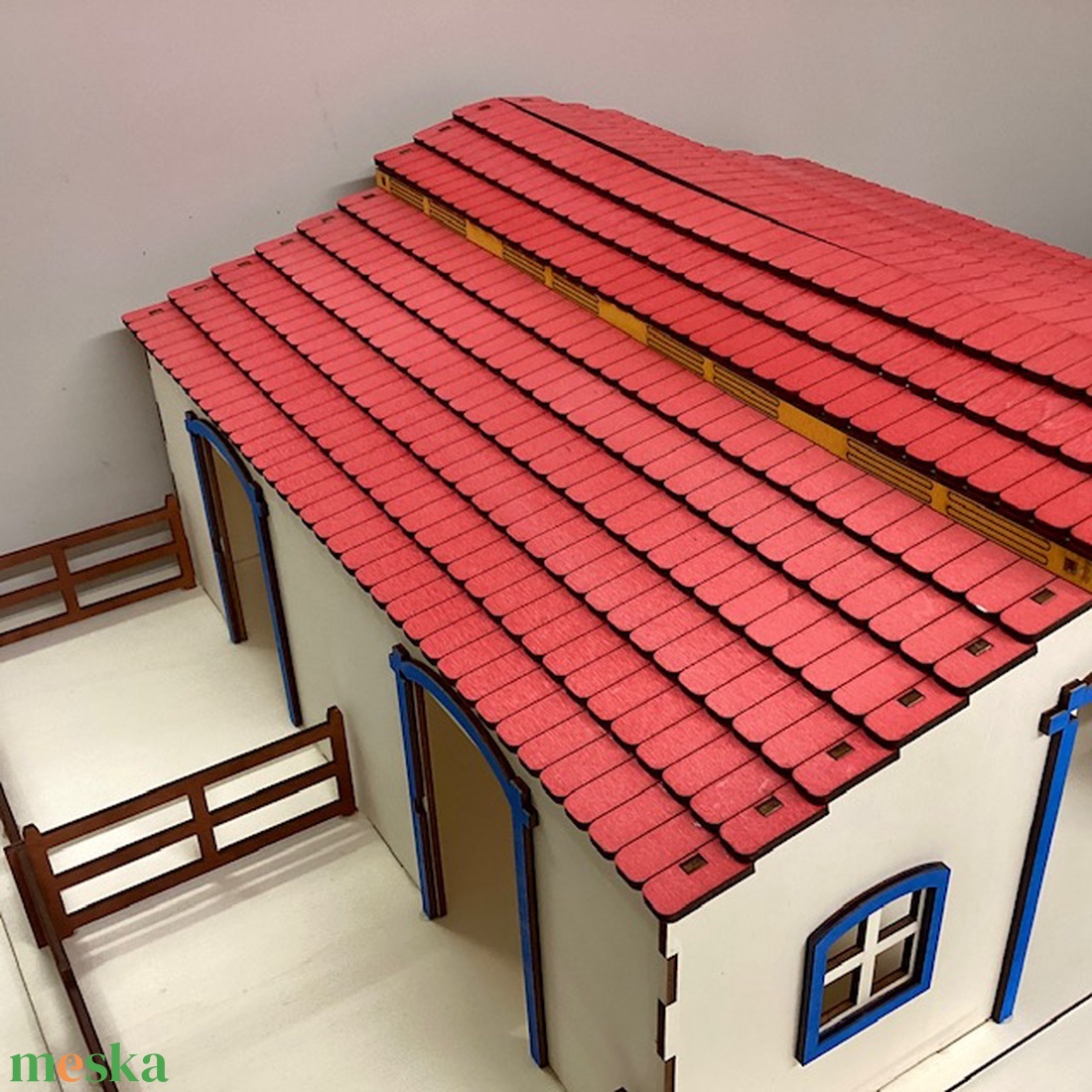 Lovas farm istálló (nagy 77 x 51 cm) - játék & sport - szerepjáték - Meska.hu Lovas farm istálló (nagy 77 x 51 cm) - játék & sport - szerepjáték - Meska.hu