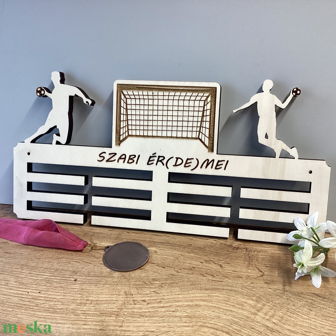 Kézilabda  Éremtartó - otthon & életmód - dekoráció - fali és függő dekoráció - éremtartó - Meska.hu