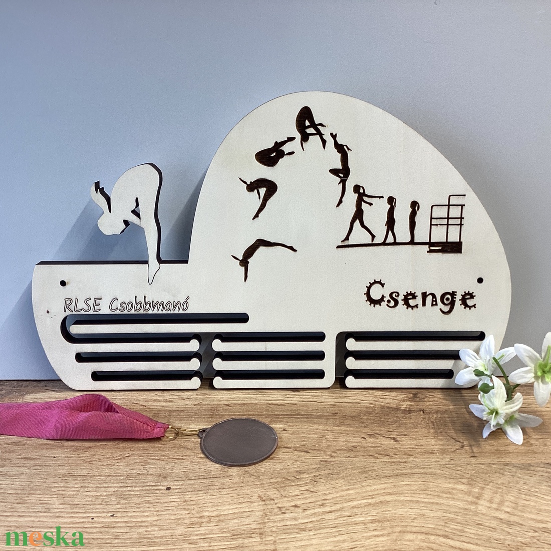 Műugrás Éremtartó  - otthon & életmód - dekoráció - fali és függő dekoráció - éremtartó - Meska.hu