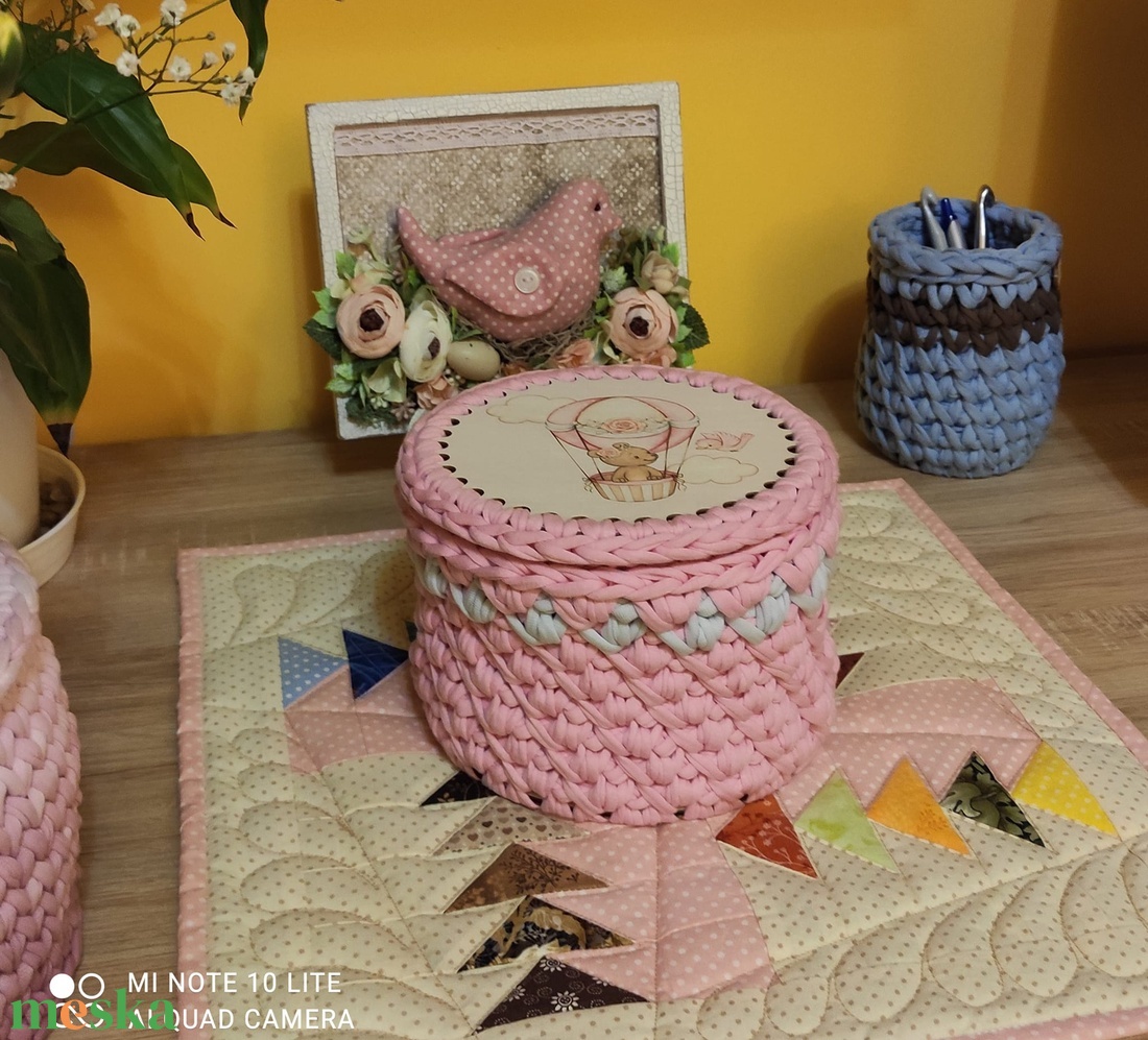 Horgolt tároló - baba - mama - babaszoba dekoráció - Meska.hu