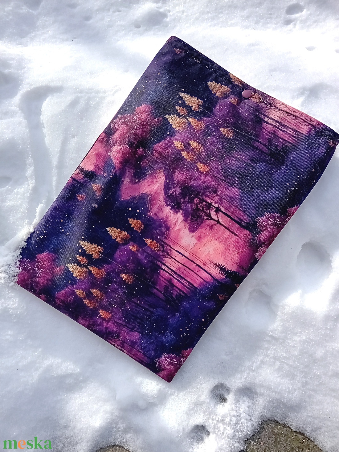 Vízhatlan laptop védő tok, misztikus erdő mintás, laptoptok, laptoptartó  - táska & tok - laptoptáska, laptop hátizsák - Meska.hu