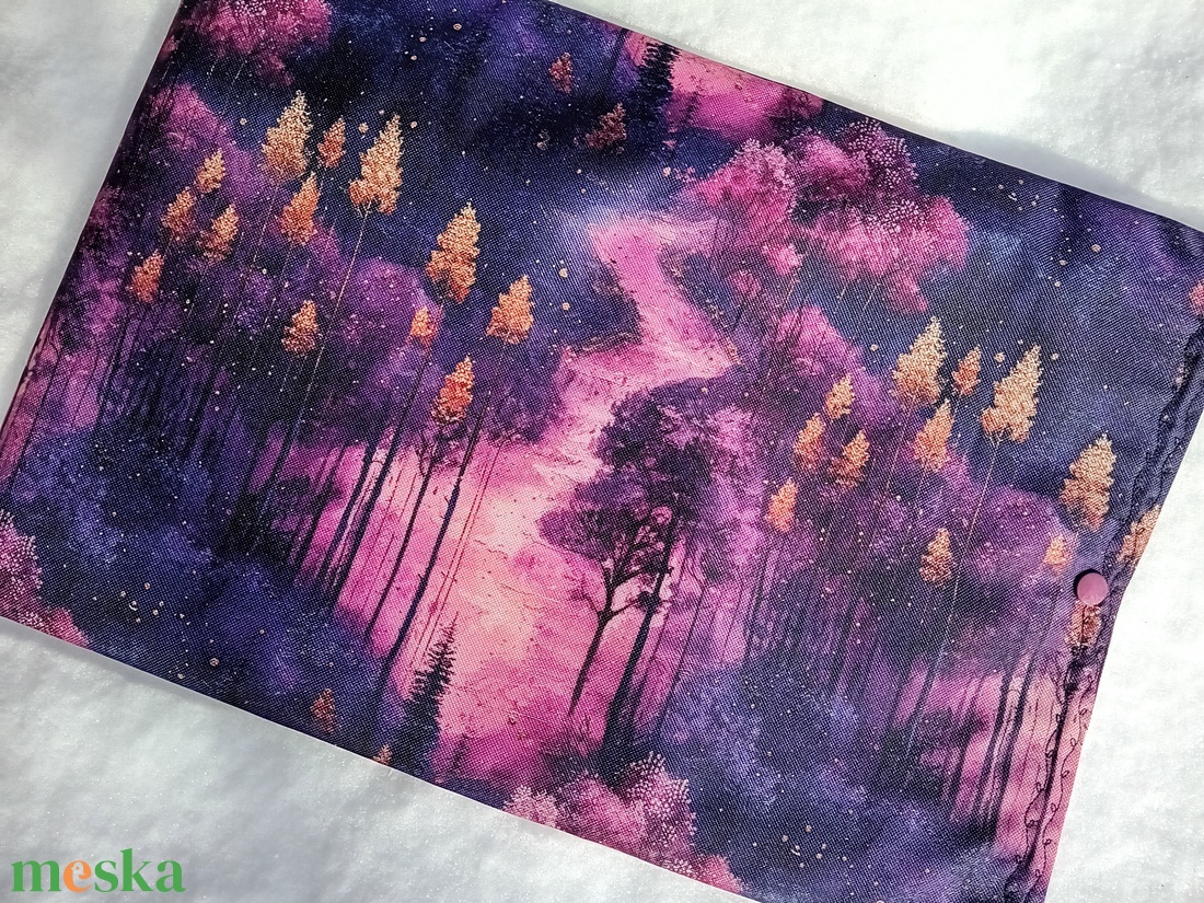 Vízhatlan laptop védő tok, misztikus erdő mintás, laptoptok, laptoptartó  - táska & tok - laptoptáska, laptop hátizsák - Meska.hu