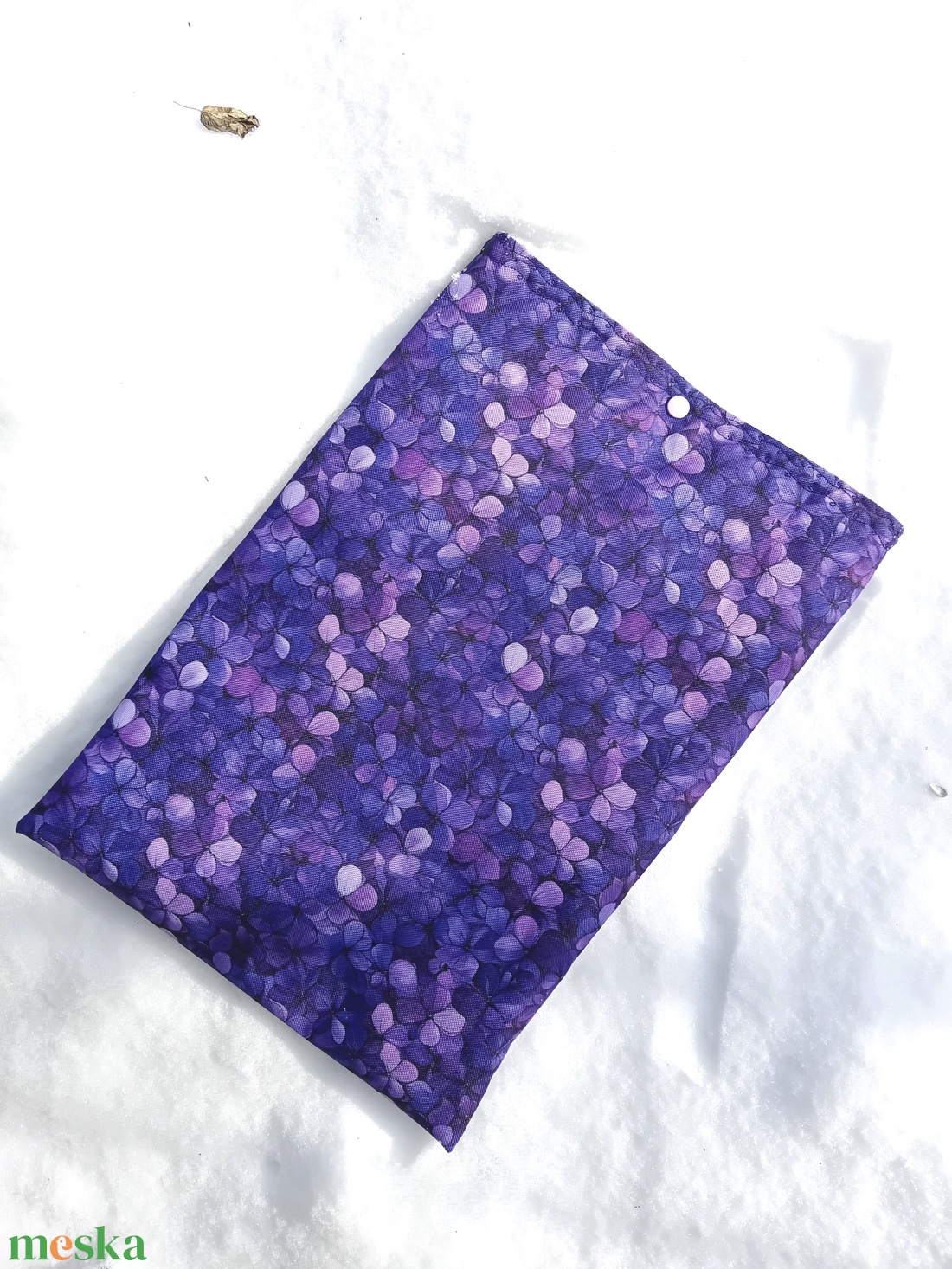 Vízhatlan laptop védő tok, ibolyák, laptoptok, laptoptartó  - táska & tok - laptoptáska, laptop hátizsák - Meska.hu