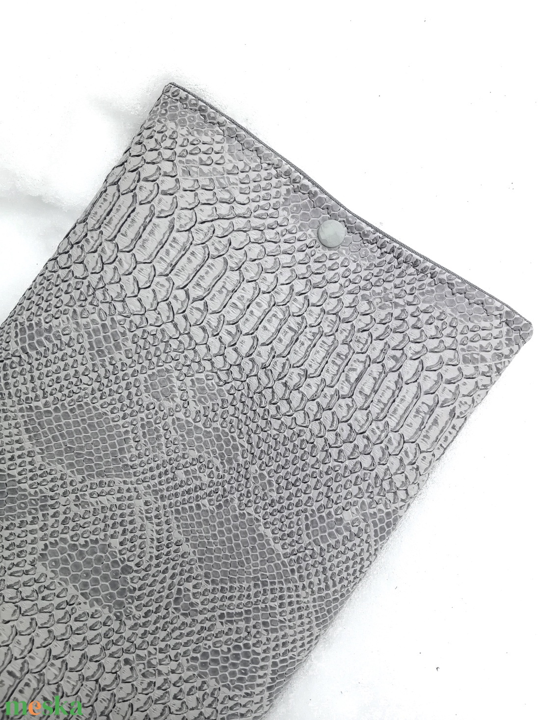 Kobra mintás textilbőr könyvtok, tablet vagy e-book tok, szürke, elegáns - könyv & zene - könyvtok - Meska.hu
