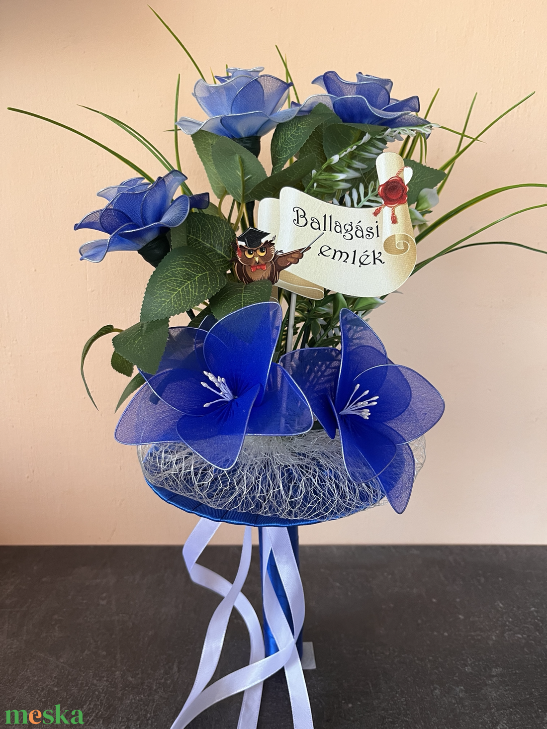 Ballagási emlék � kék örökcsokor bagollyal, egyedi ajándék - otthon & életmód - virágdekoráció - virágok - virágcsokor - Meska.hu