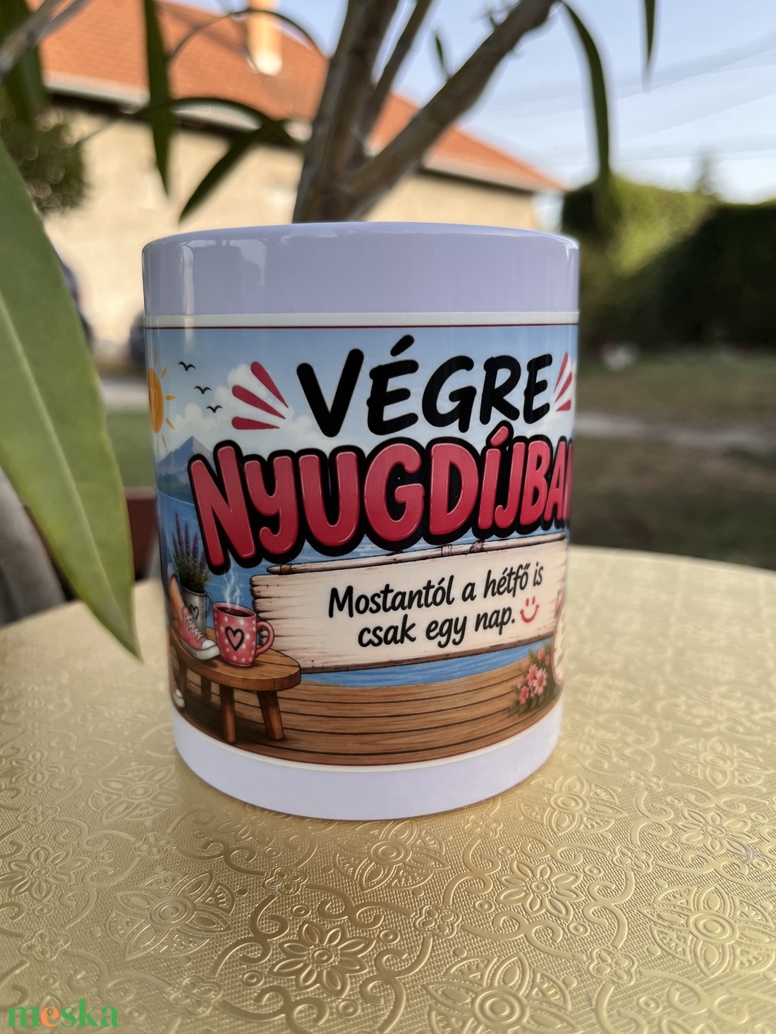 VÉGRE NYUGDÍJBAN! � egyedi matricás bögre - otthon & életmód - konyhafelszerelés, tálalás - tálalás - bögre & csésze - Meska.hu
