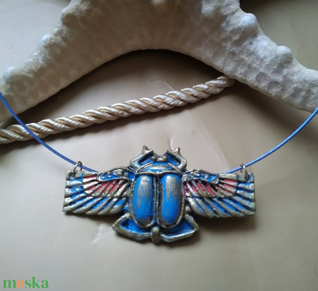 Khepera, szent szkarabeusz medálos sodrony nyakék - ékszer - nyaklánc - medálos nyaklánc - Meska.hu Khepera, szent szkarabeusz medálos sodrony nyakék - ékszer - nyaklánc - medálos nyaklánc - Meska.hu