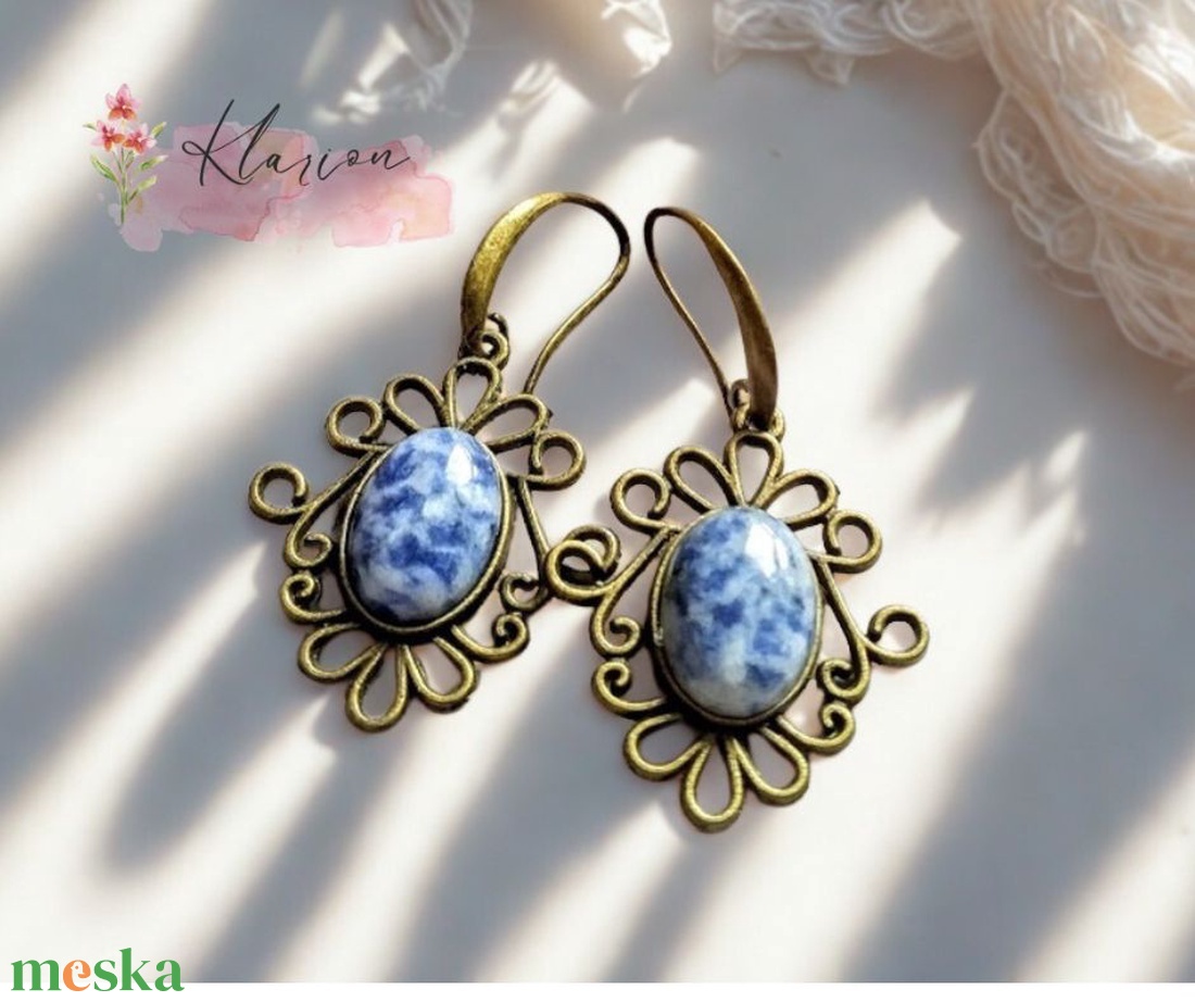 Szodalit mesterkristály ásvány fülbevaló - ékszer - fülbevaló - lógó fülbevaló - Meska.hu