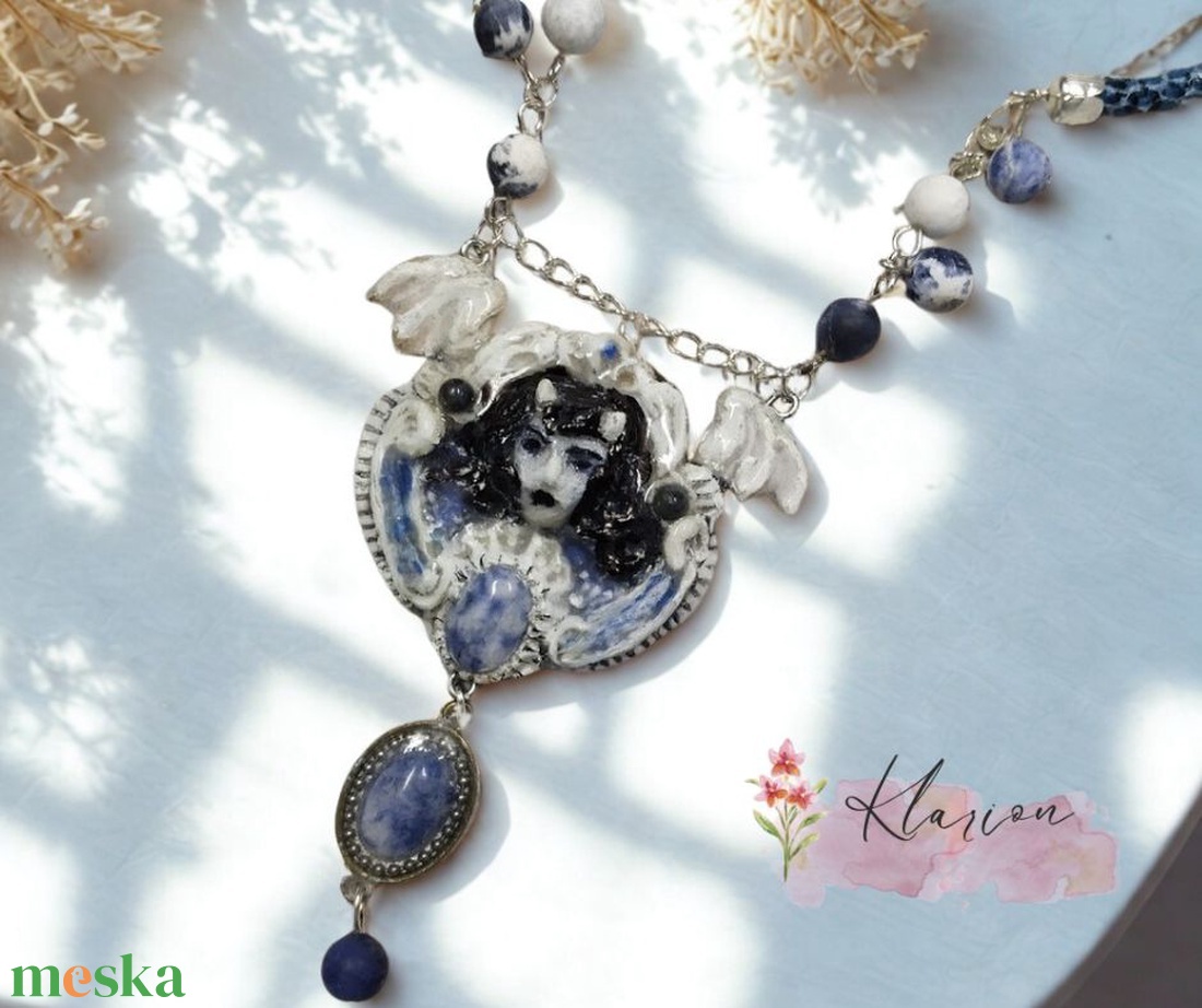 Maive medál szodalit ásvánnyal - ékszer - nyaklánc - medálos nyaklánc - Meska.hu