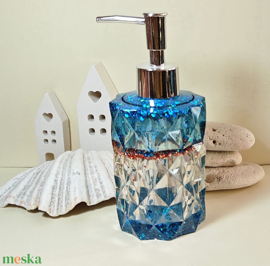 Luxus folyékony szappantartó csillámokkal, áttetsző ragyogással - otthon & életmód - fürdőszoba - szappantartó - Meska.hu