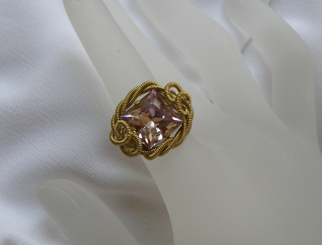 Vintage gyűrű rózsaszín kristállyal -  - Meska.hu