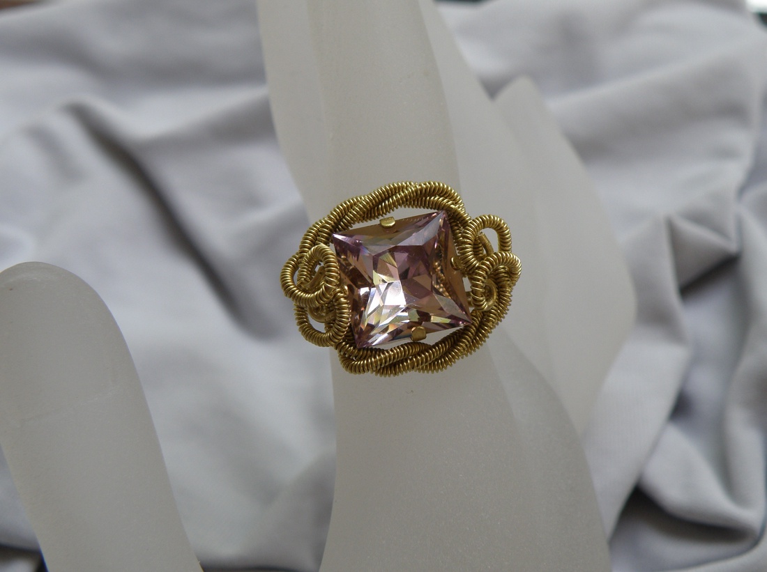 Vintage gyűrű rózsaszín kristállyal -  - Meska.hu