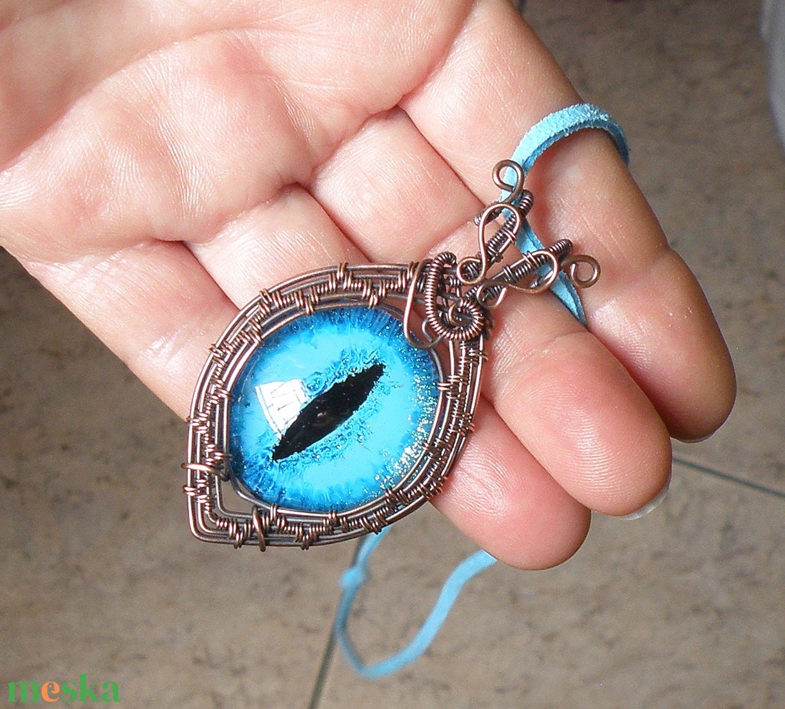 Türkiz sárkányszem vörösréz drótba foglalva - ékszer - nyaklánc - hosszú nyaklánc - Meska.hu