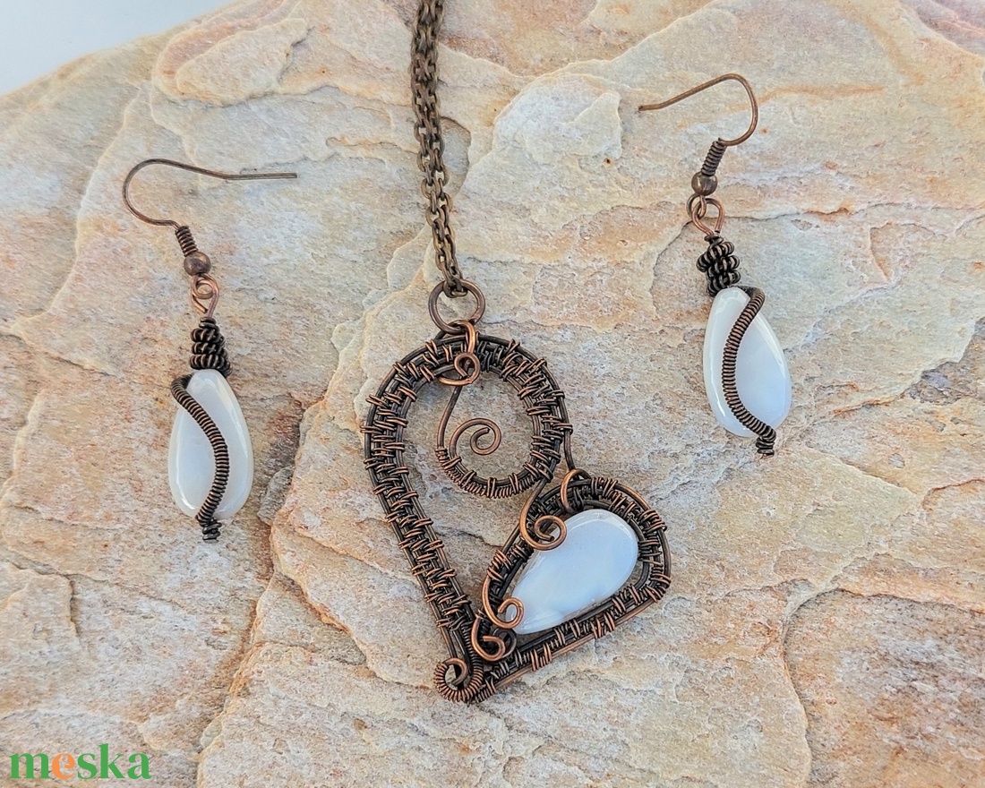 Vörösréz ékszer szett kalcedon ásványkövekkel - ékszer - ékszerszett - Meska.hu