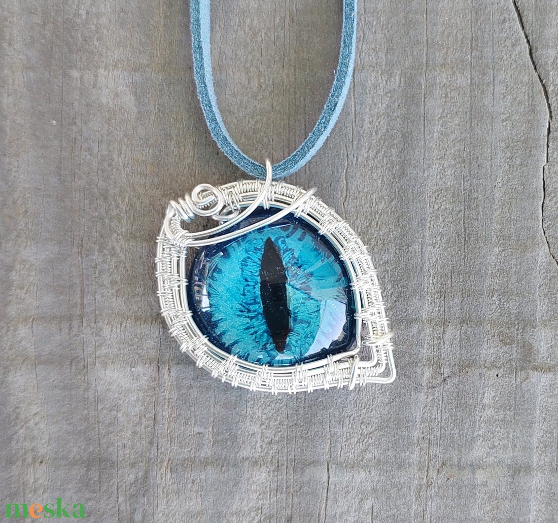 Macskaszemes nyaklánc - ékszer - nyaklánc - medálos nyaklánc - Meska.hu