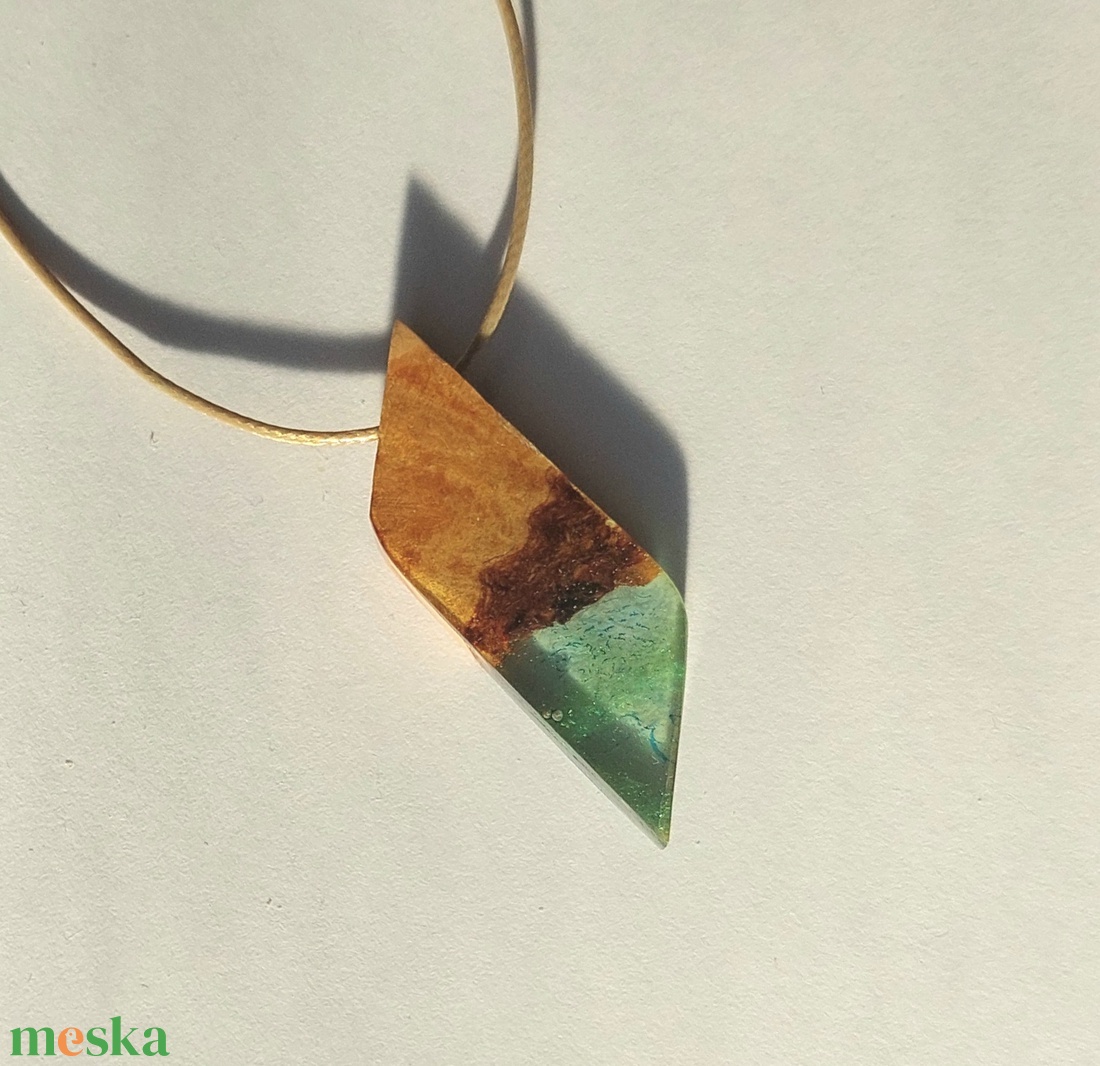 Rombusz alakú olajfa medál - ékszer - nyaklánc - medálos nyaklánc - Meska.hu