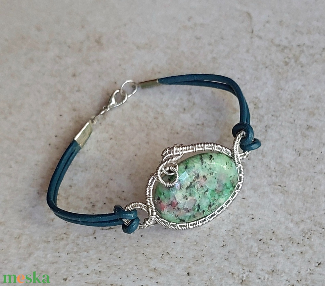 Zoizit-rubin acél karkötő - ékszer - karkötő - ásványkarkötő - Meska.hu