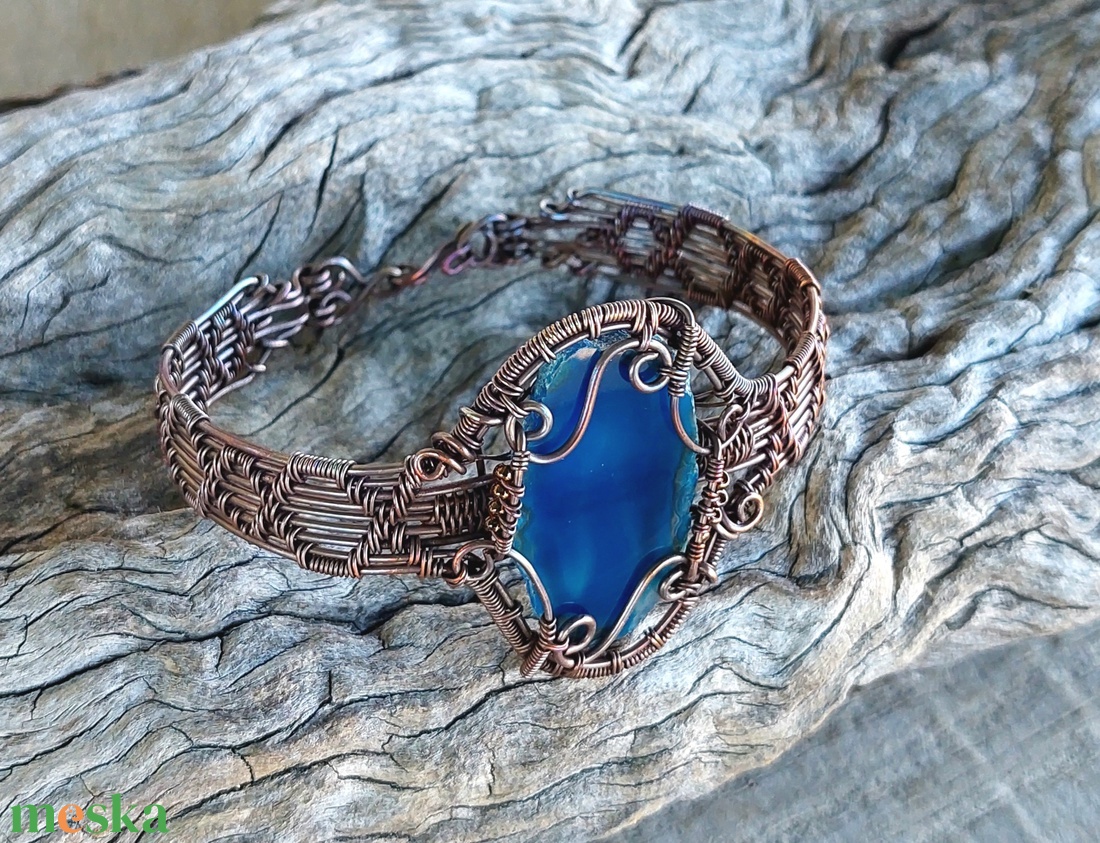 Vörösréz karkötő sötétkék achát lappal - ékszer - karkötő - széles karkötő - Meska.hu