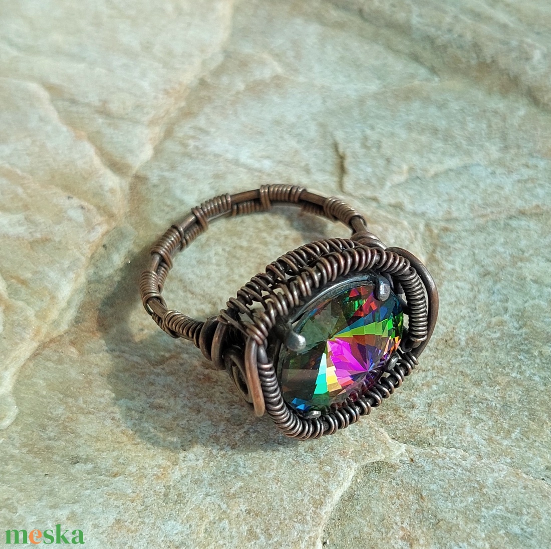 Vörösréz gyűrű szivárvány swarovski kristállyal - ékszer - gyűrű - statement gyűrű - Meska.hu Vörösréz gyűrű szivárvány swarovski kristállyal - ékszer - gyűrű - statement gyűrű - Meska.hu