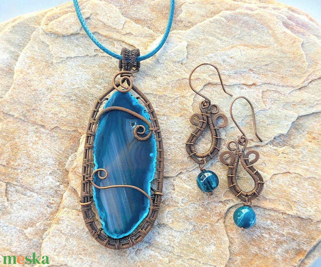 Vörösréz drótékszer szett sötétkék achát ásványokkal - ékszer - ékszerszett - Meska.hu
