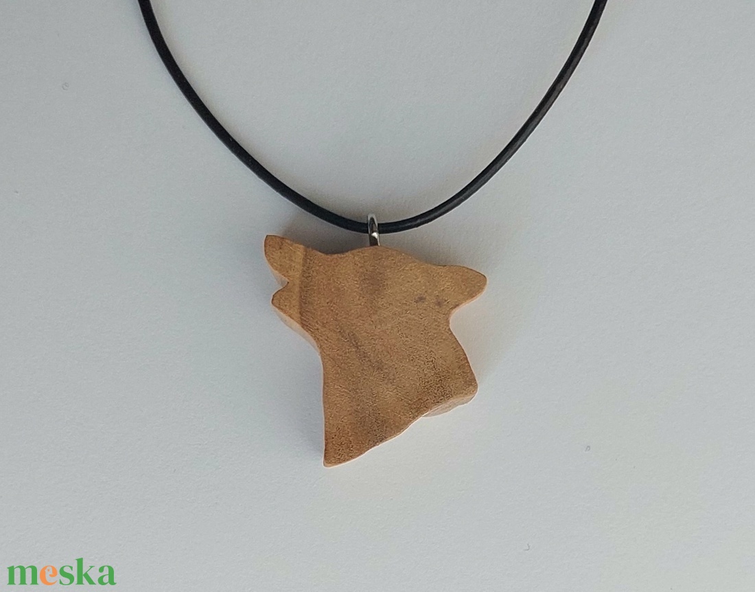 Kutya nyaklánc fából - gyerekeknek - ékszer - nyaklánc - medálos nyaklánc - Meska.hu