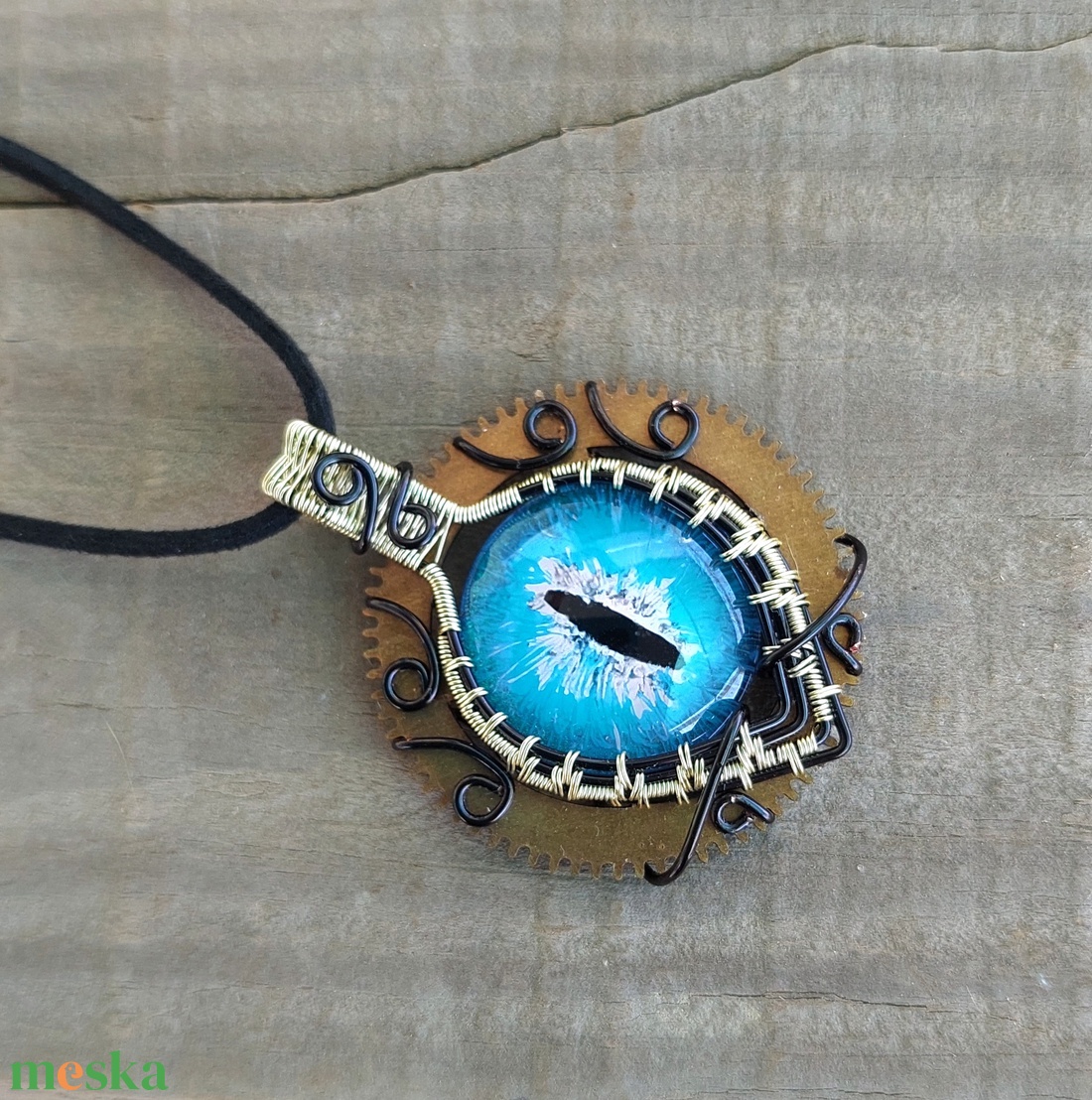 Kék sárkányszem nyaklánc steampunk stílusban - ékszer - nyaklánc - hosszú nyaklánc - Meska.hu