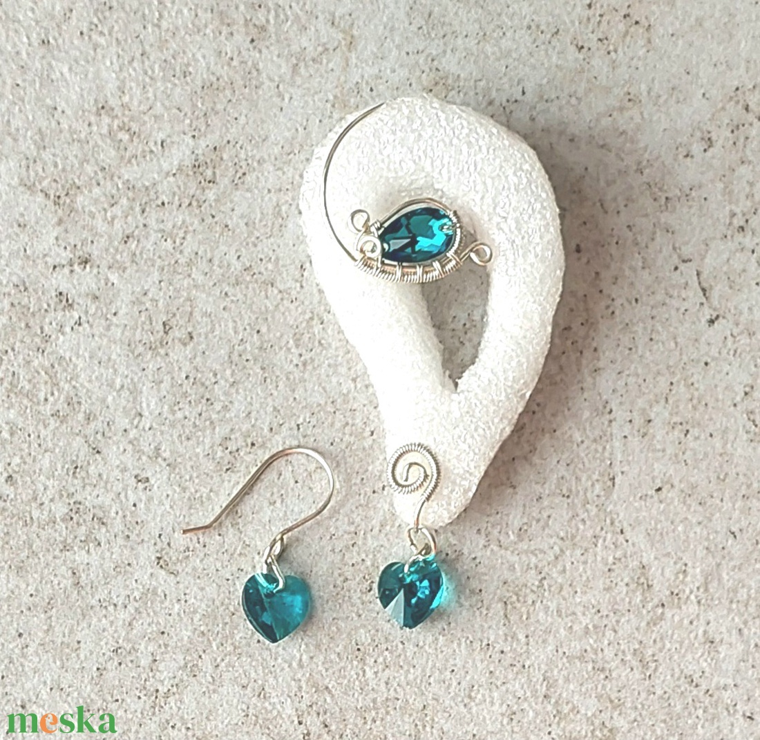 Ezüstözött fülékszerek swarovski kristályokkal - ékszer - fülbevaló - fülékszer - Meska.hu
