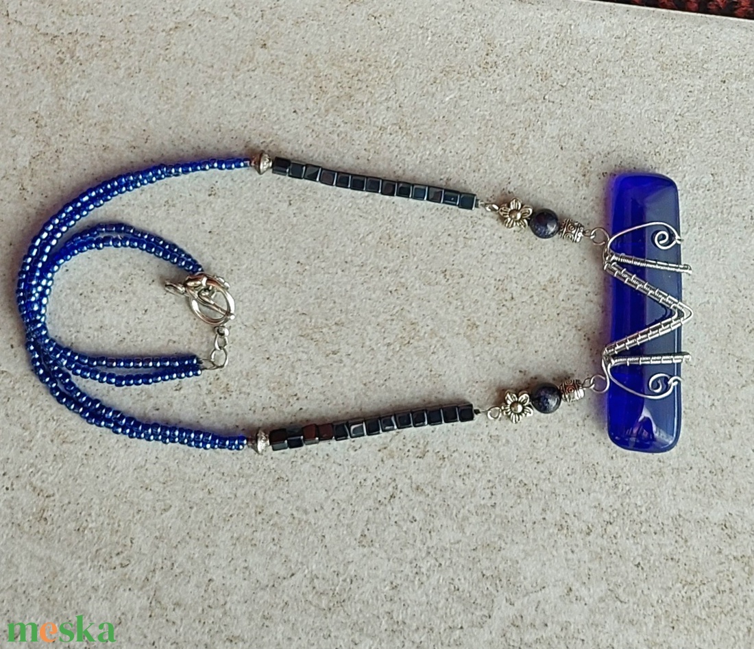 Olvasztott üveg és acél - ékszer - nyaklánc - statement nyaklánc - Meska.hu