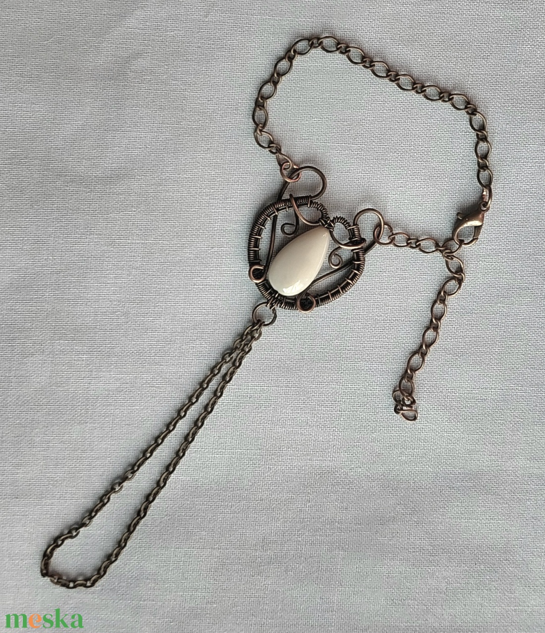 Vörösréz kézékszer kalcedon kővel - ékszer - karkötő - kézfej karkötő - Meska.hu