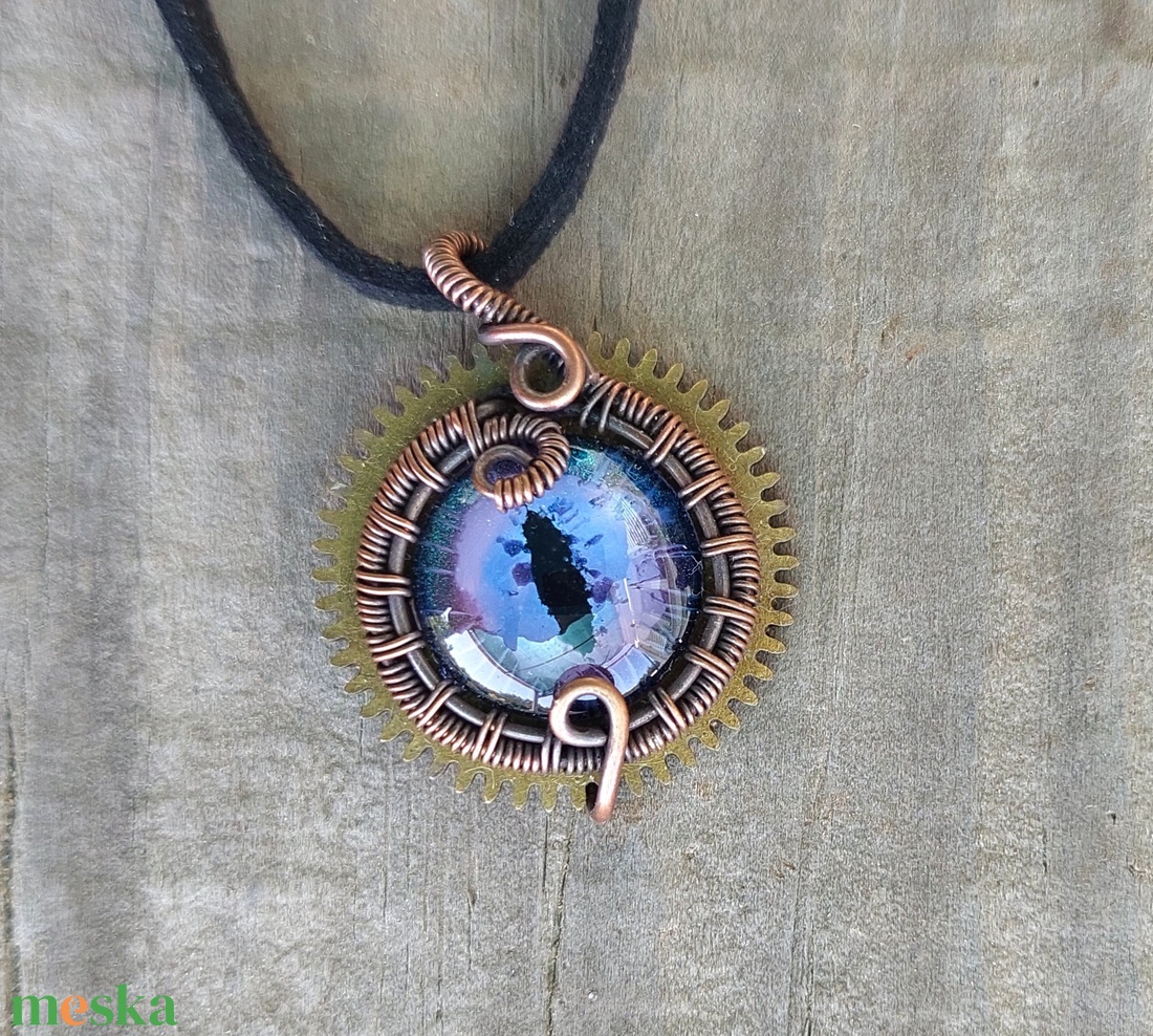 Steampunk stílusú sárkányszem nyaklánc - ékszer - nyaklánc - medálos nyaklánc - Meska.hu