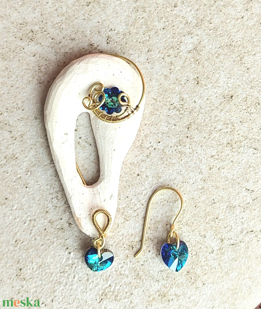 Különleges fülékszerek swarovski kristályokkal - ékszer - fülbevaló - fülékszer - Meska.hu