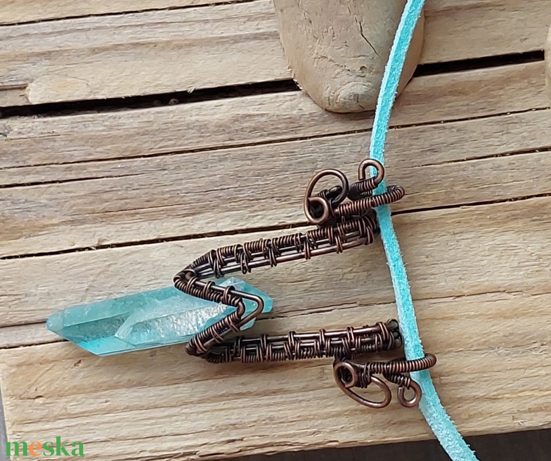 Vörösréz nyaklánc aura kvarc kővel - ékszer - nyaklánc - medálos nyaklánc - Meska.hu