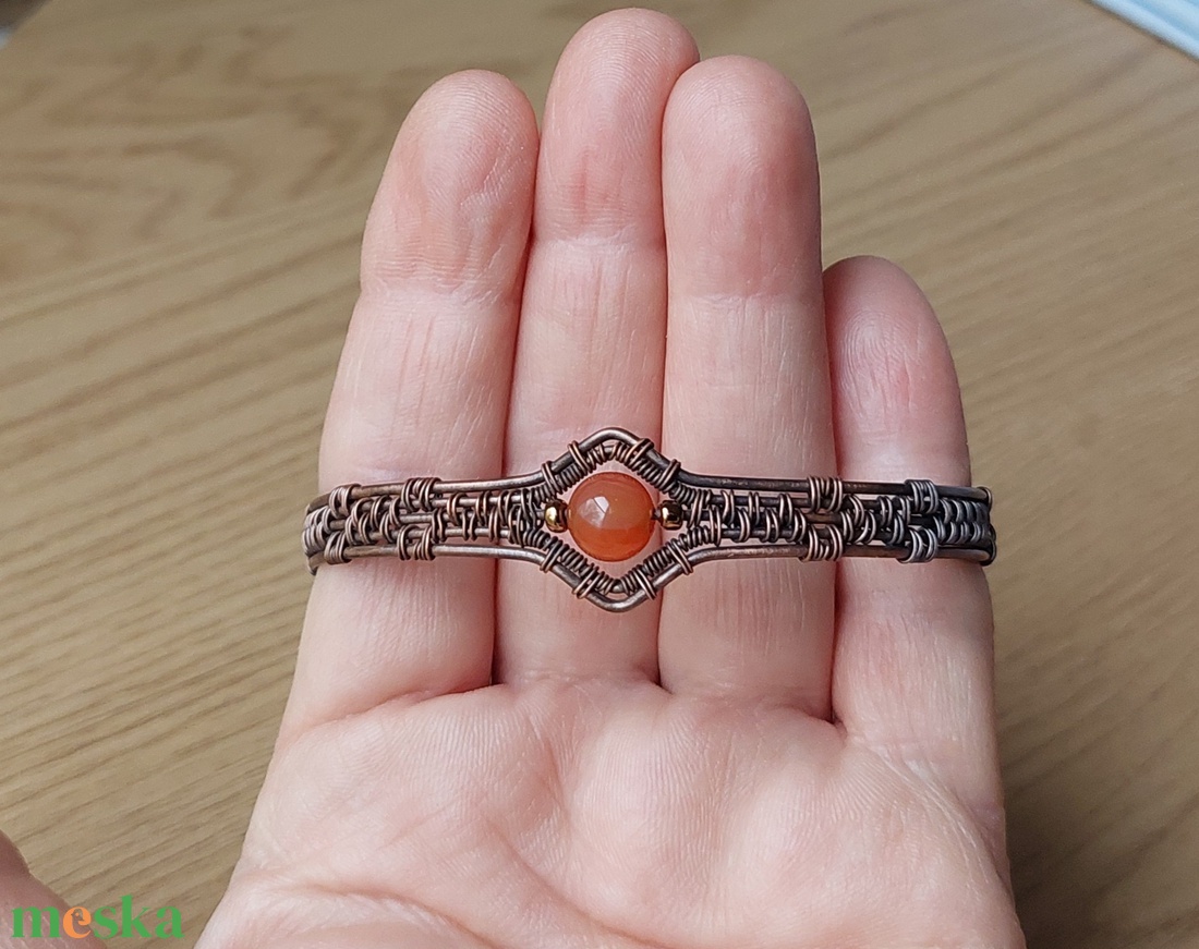 Karneol köves réz merev karkötő - ékszer - karkötő - karperec - Meska.hu